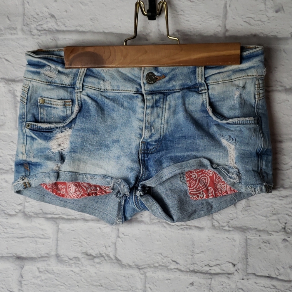 Zara Trafaluc Bandana Cutoff Shorts